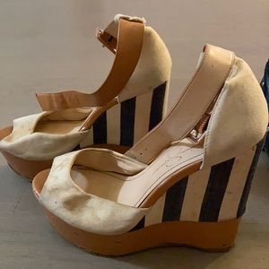 Jessica Simpson Wedges